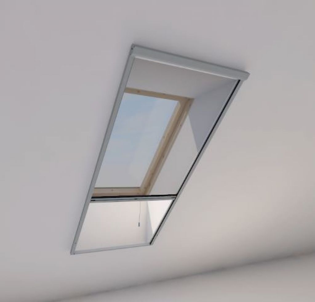 Les stores pour protéger une fenêtre de toit de la lumière